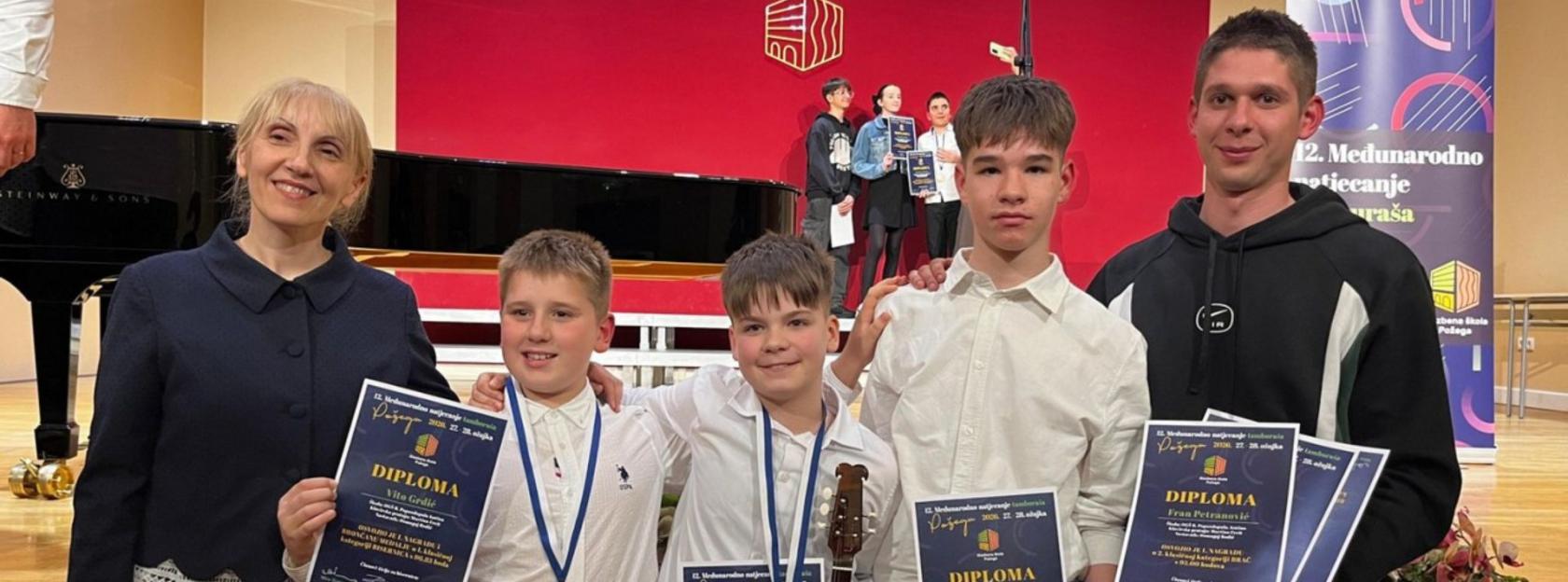 Učenici glazbene škole briljirali u Požegi: tri prve nagrade na međunarodnom natjecanju tamburaša