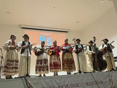 WhatsApp Image 2025-12-06 at 19.29.47