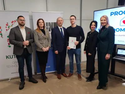 WhatsApp Image 2025-12-19 at 15.08.36