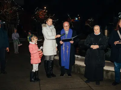 Advent_2025_6_12_121