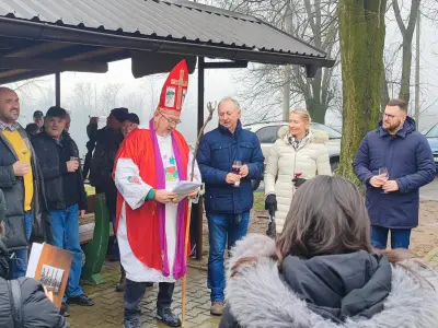 87cc1a53-5a66-41f4-bcaa-257f630a3fe3