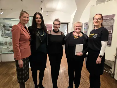 9aa17b98-3f36-44f4-a449-1d22a43a5681