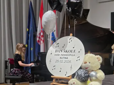 b59f4967-72b8-4fda-a70a-4bce10a743e3