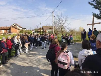 IMG-016f8869be2e95703beb5c65efac8ea0-V