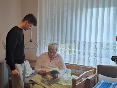 edbbb5ee-df41-4a49-8bad-c2b1557b064b